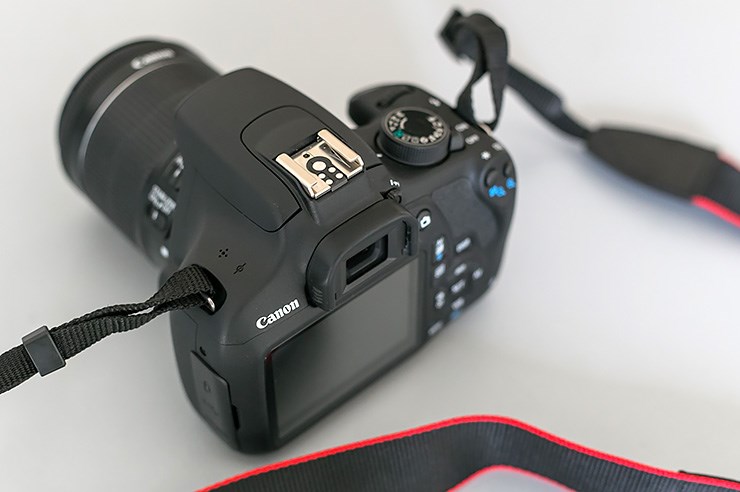 Canon EOS 1200D (13).jpg
